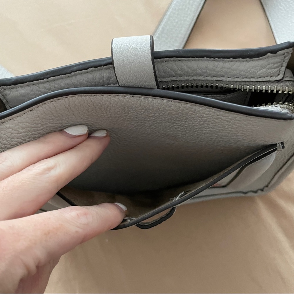 HOST PICK 💥 1 of a Kind Rebecca Minkoff Bag - Picture 7 of 9